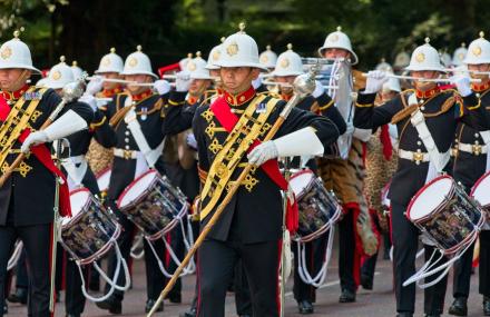 Royal Marines Band - Beating Retreat